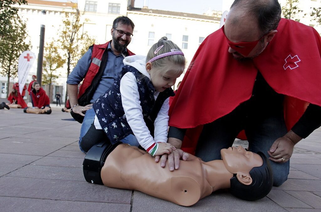 World Restart A Heart Day 2022